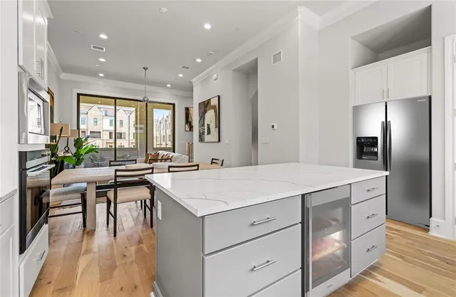 $724,900 | 5444 Tomlinson Drive, Irving, TX 75039