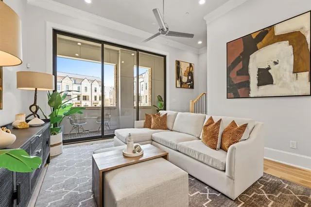 $724,900 | 5444 Tomlinson Drive, Irving, TX 75039