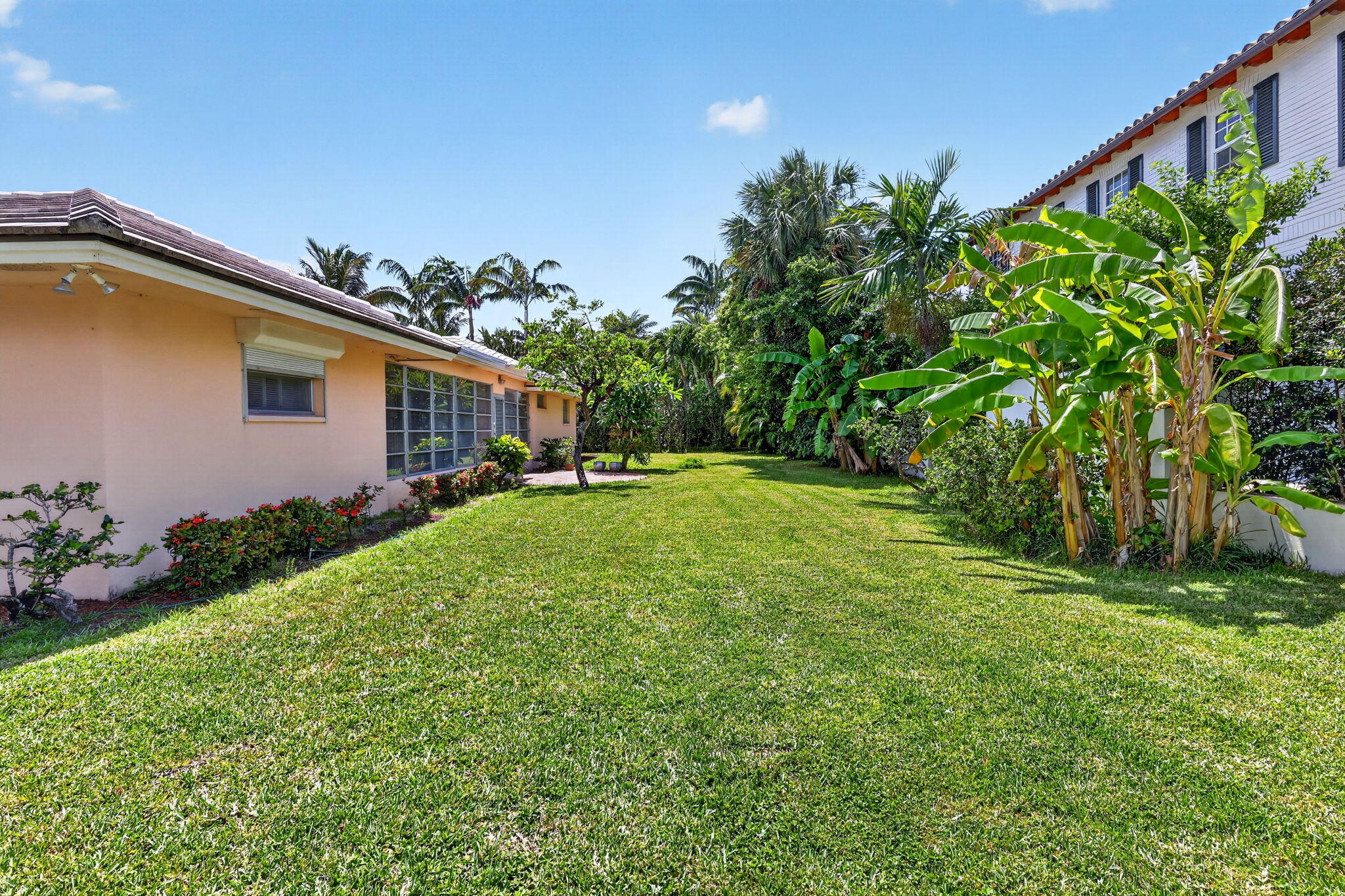 217 Plantation Road Palm Beach, FL 33480 - Photo 11 of 41 11-web-or-mls-5P1A6322