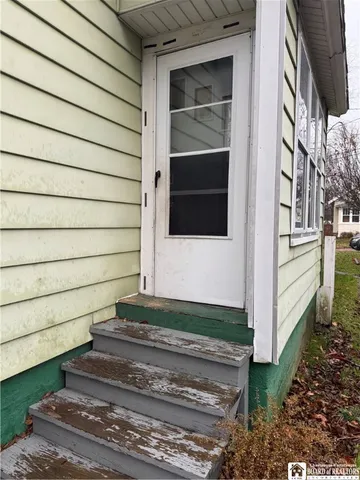 $79,000 | 27 West 18th Street, Jamestown, NY 14701