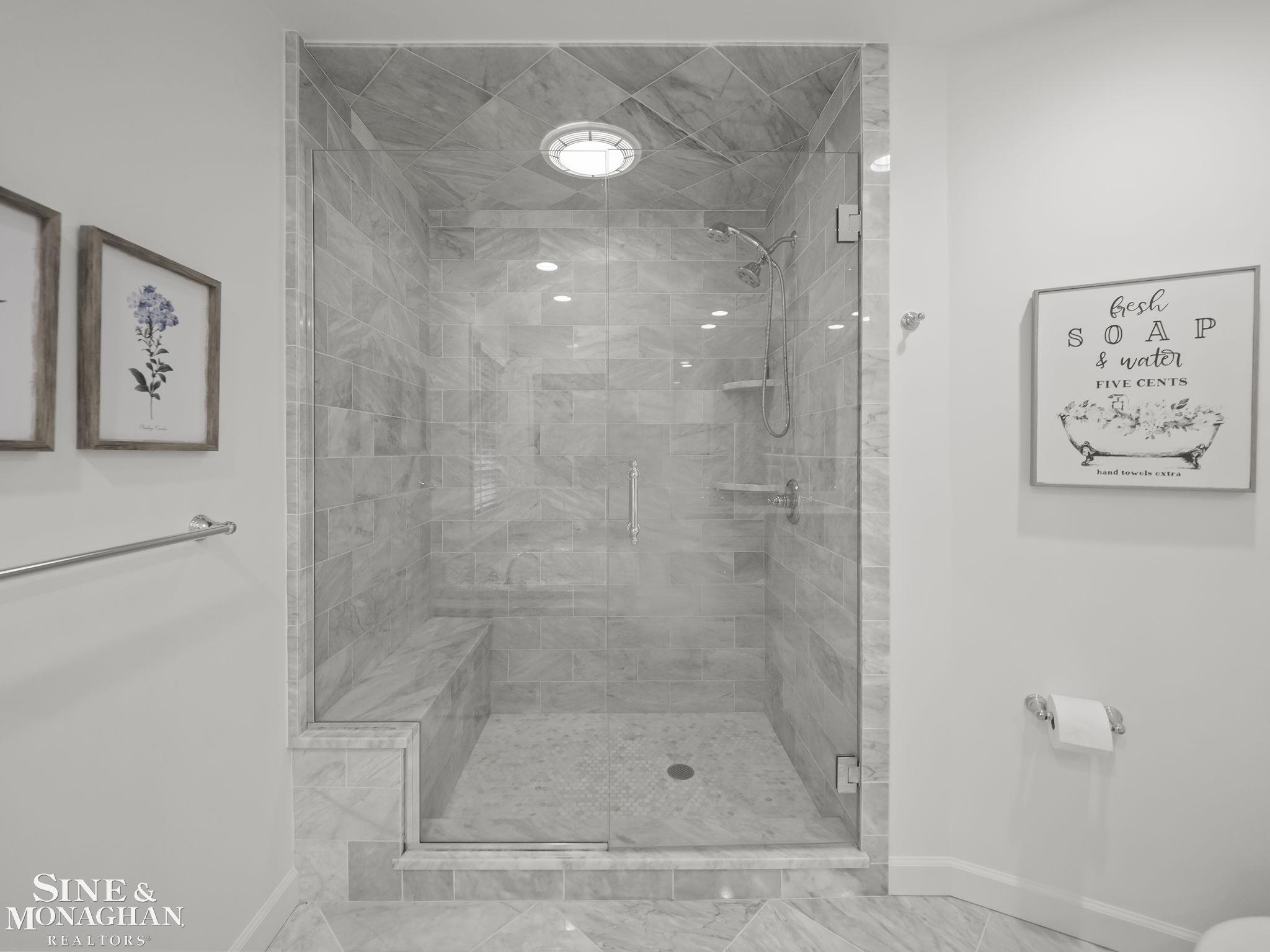 277 Cloverly Road Grosse Pointe Farms, MI 48236 - Photo 19 of 46
