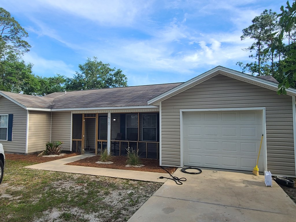 910 Ave A Port St. Joe, FL 32456 - Photo 2 of 32