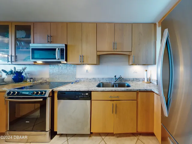 $3,000 | 1133 Ocean Shore Boulevard, Unit 504, Ormond Beach, FL 32176