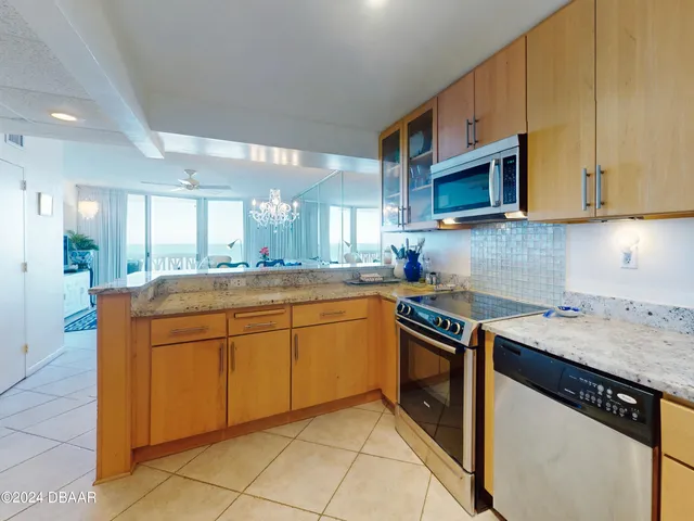 $3,000 | 1133 Ocean Shore Boulevard, Unit 504, Ormond Beach, FL 32176