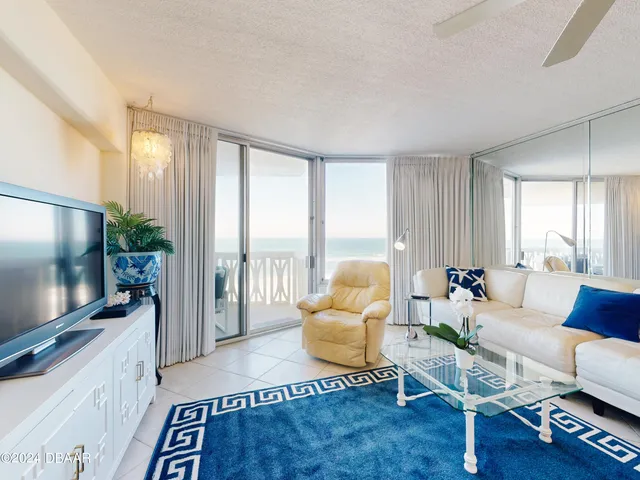 $3,000 | 1133 Ocean Shore Boulevard, Unit 504, Ormond Beach, FL 32176