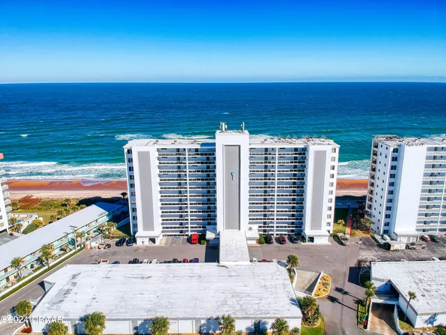 $3,000 | 1133 Ocean Shore Boulevard, Unit 504, Ormond Beach, FL 32176