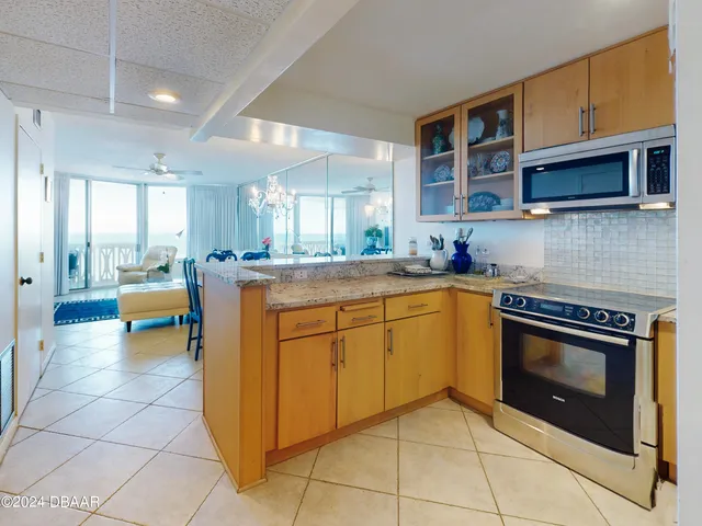 $3,000 | 1133 Ocean Shore Boulevard, Unit 504, Ormond Beach, FL 32176