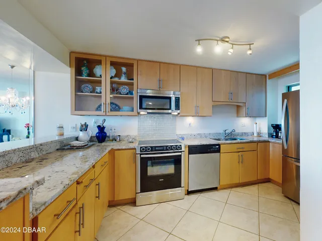 $3,000 | 1133 Ocean Shore Boulevard, Unit 504, Ormond Beach, FL 32176