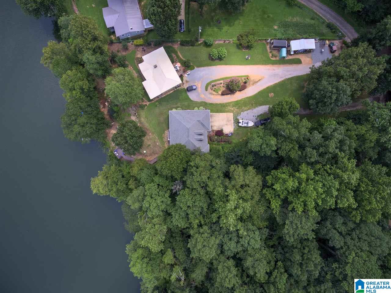 122 Lakeside Road Warrior, AL 35180 - Photo 2 of 50