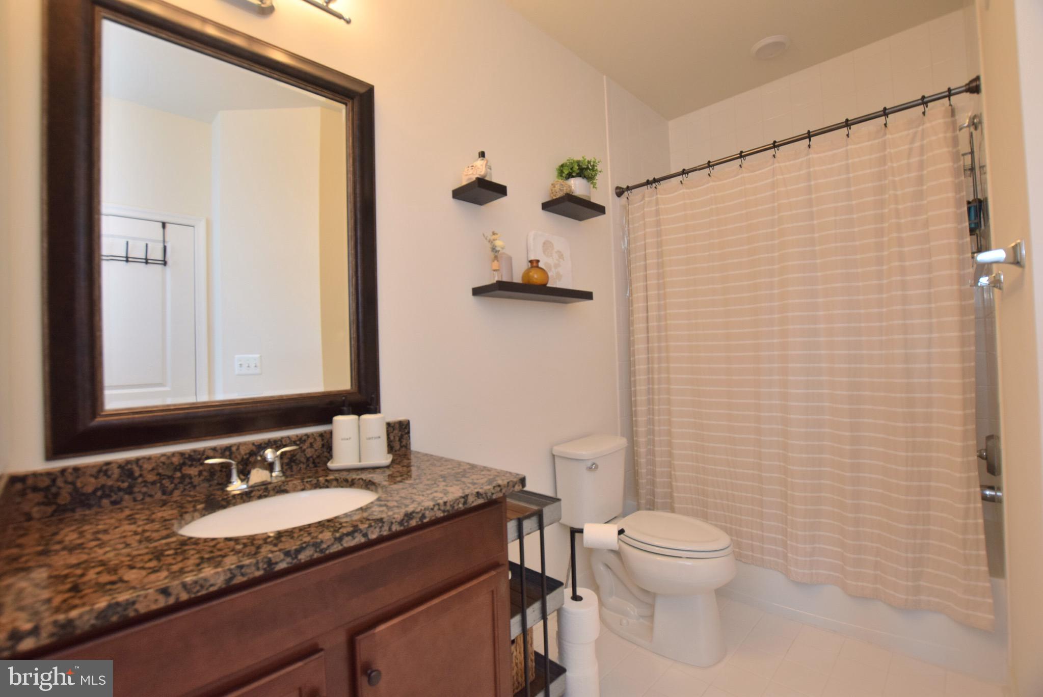 24720 Cable Mill Terrace Aldie, VA 20105 - Photo 20 of 23 Full Bathroom