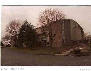 30445 West 14 Mile Road, Unit 58 Farmington, MI 48334 - Photo 1 of 1 Listing Image