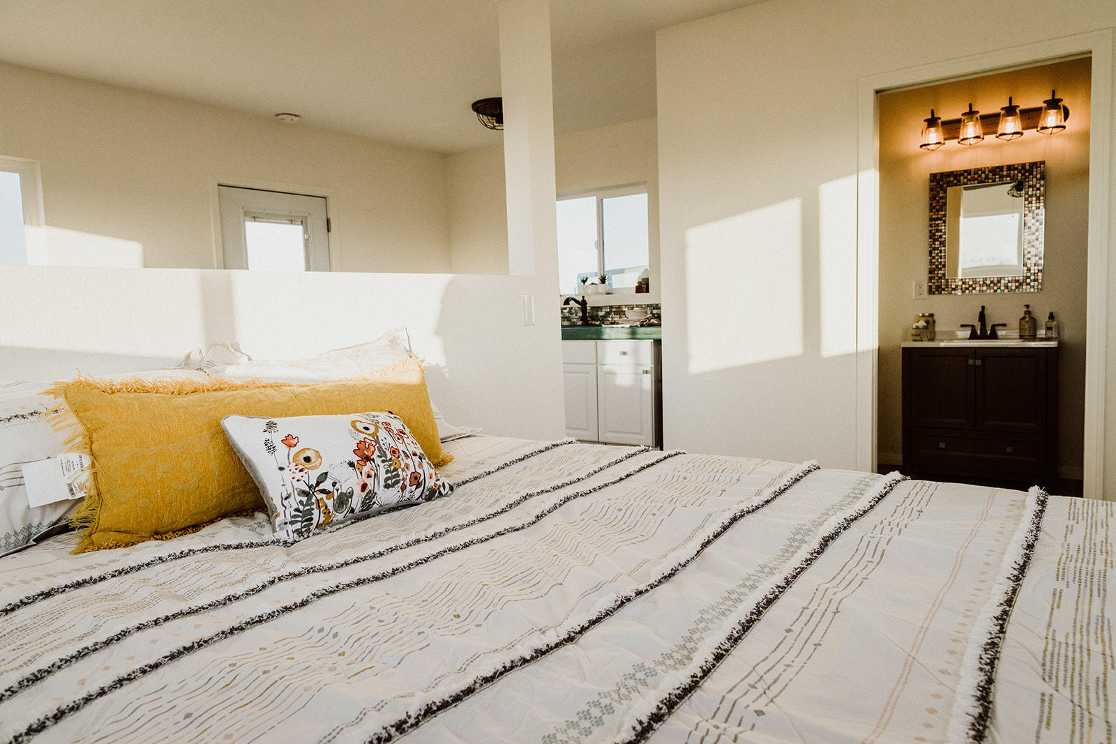 54836 Alderman Road Landers, CA 92285 - Photo 8 of 32 a bedroom with a bed and wooden floor