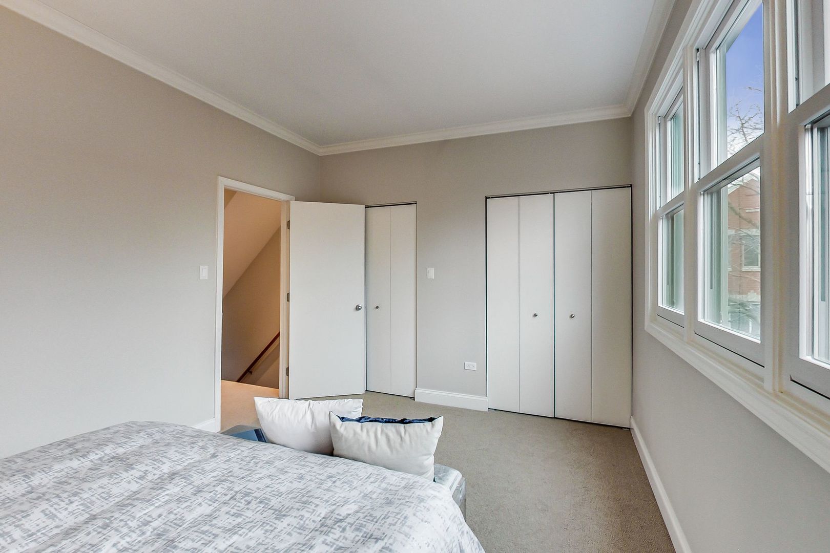 1522 West School Street, Unit N Chicago, IL 60657 - Photo 20 of 38