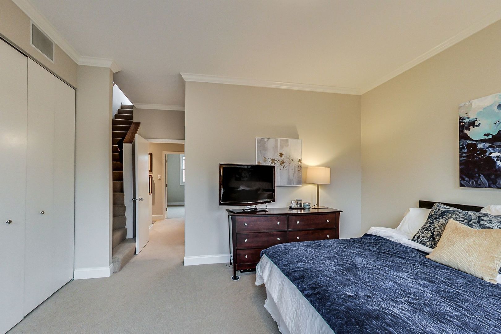 1522 West School Street, Unit N Chicago, IL 60657 - Photo 24 of 38