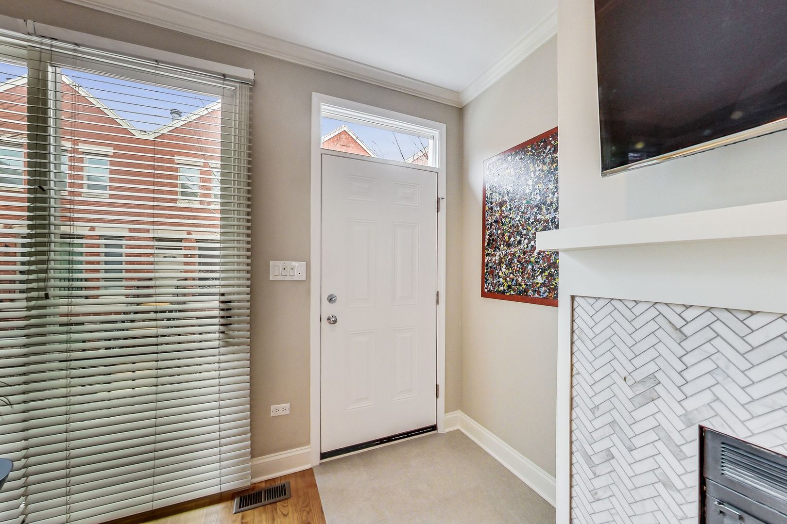 1522 West School Street, Unit N Chicago, IL 60657 - Photo 5 of 38