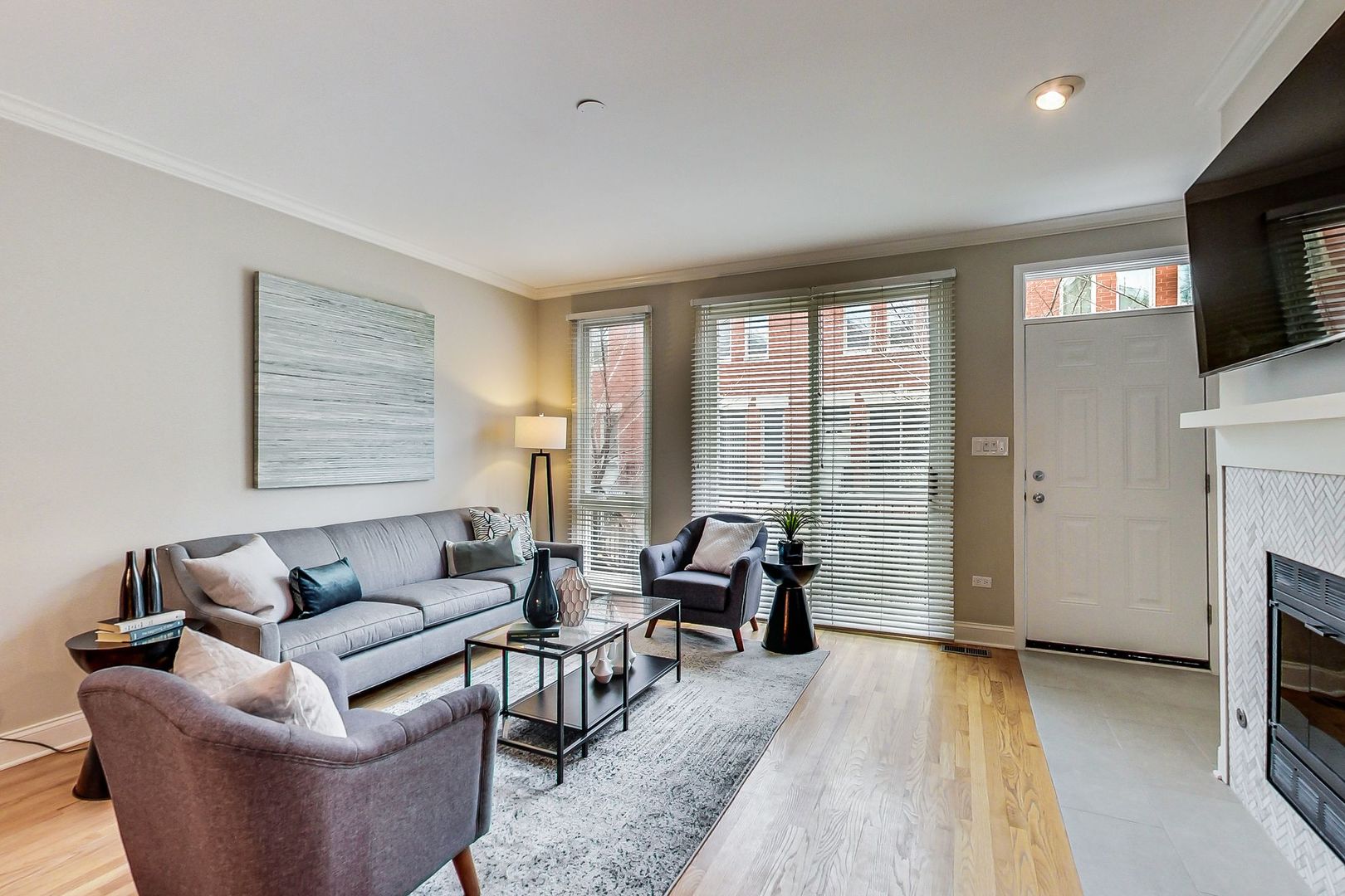 1522 West School Street, Unit N Chicago, IL 60657 - Photo 8 of 38