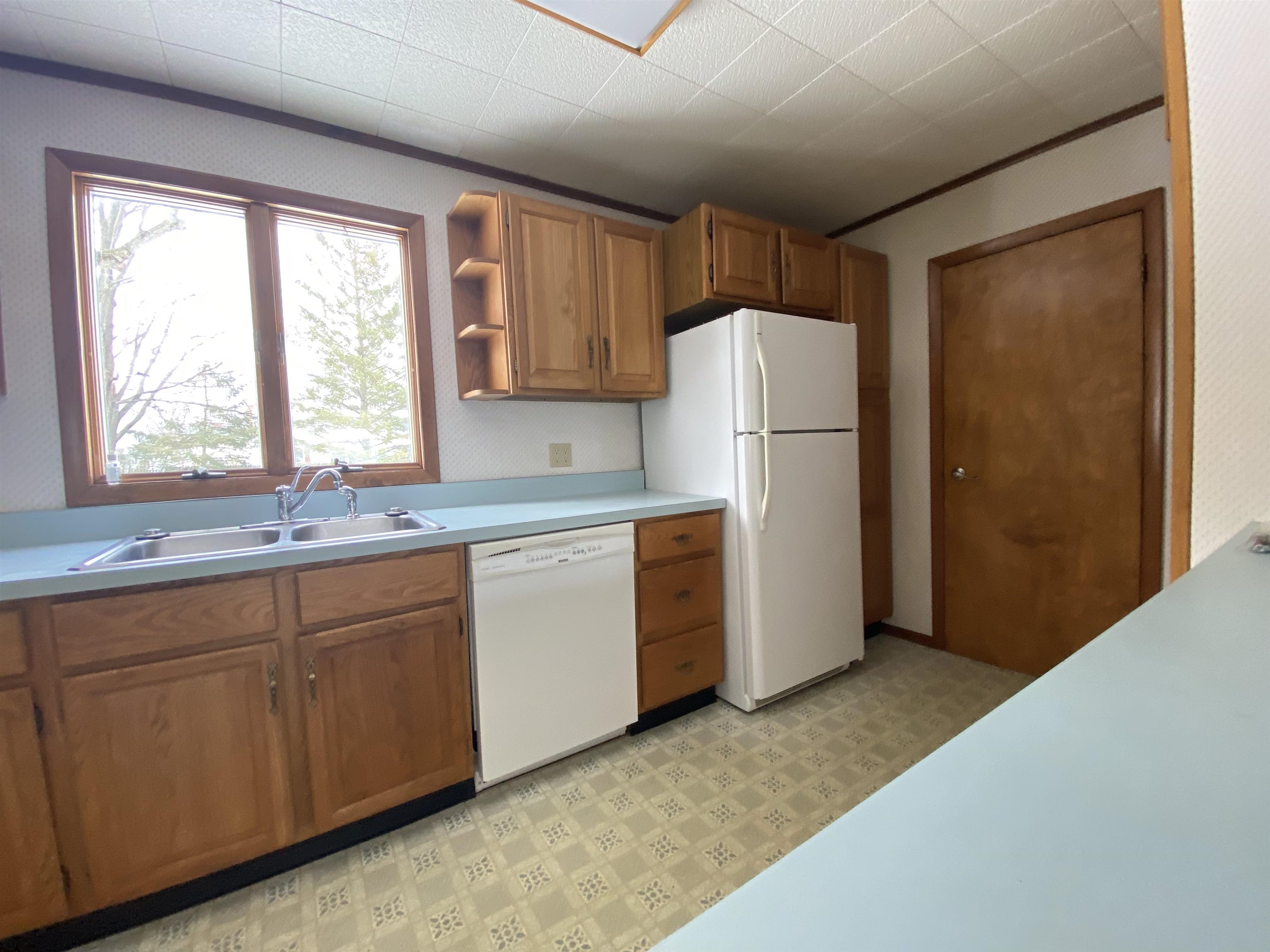 120 Woodlawn Road Burlington, VT 05408 - Photo 5 of 30 Gallery Image 5