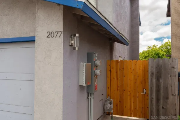 $1,950 | 2077 Grove Avenue, San Diego, CA 92154