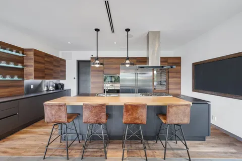 $5,495,000 | 830 Northeast 71st Street, Boca Raton, FL 33487