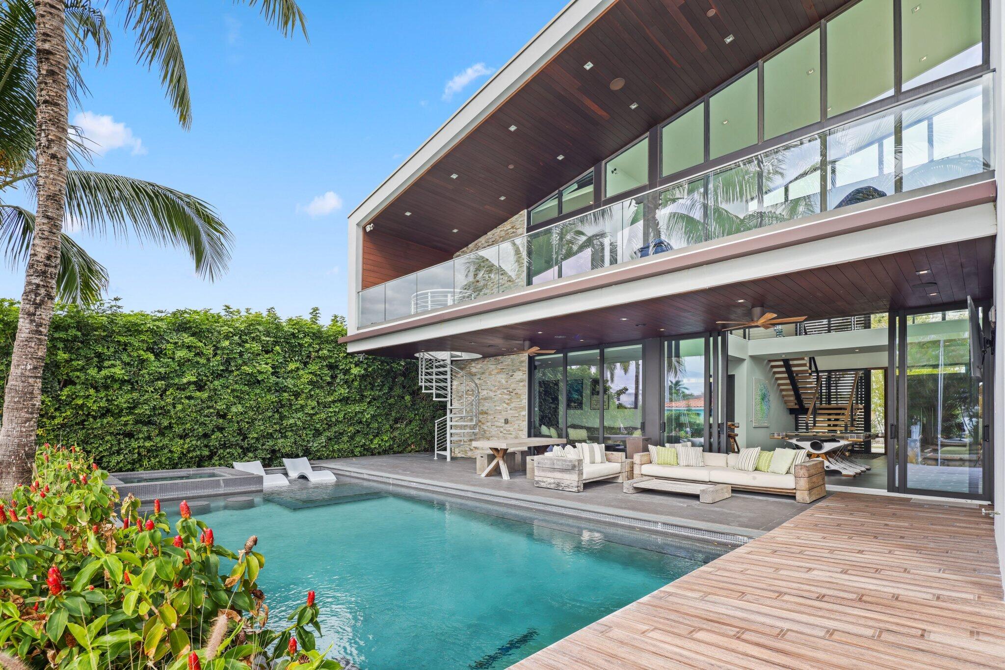 830 Northeast 71st Street Boca Raton, FL 33487 - Photo 23 of 74 Rear Exterior View