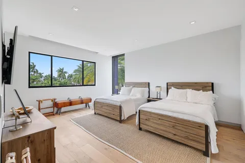 $5,495,000 | 830 Northeast 71st Street, Boca Raton, FL 33487