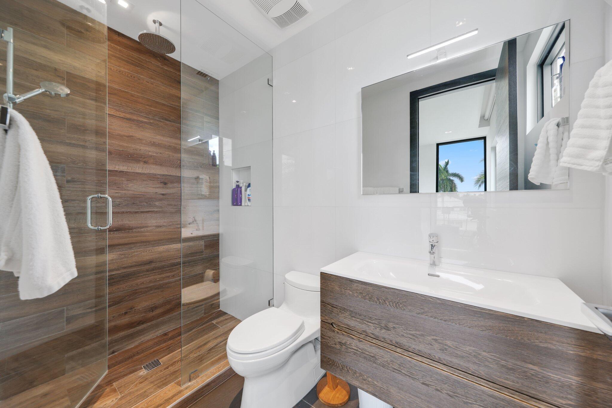 830 Northeast 71st Street Boca Raton, FL 33487 - Photo 36 of 74 Bathroom