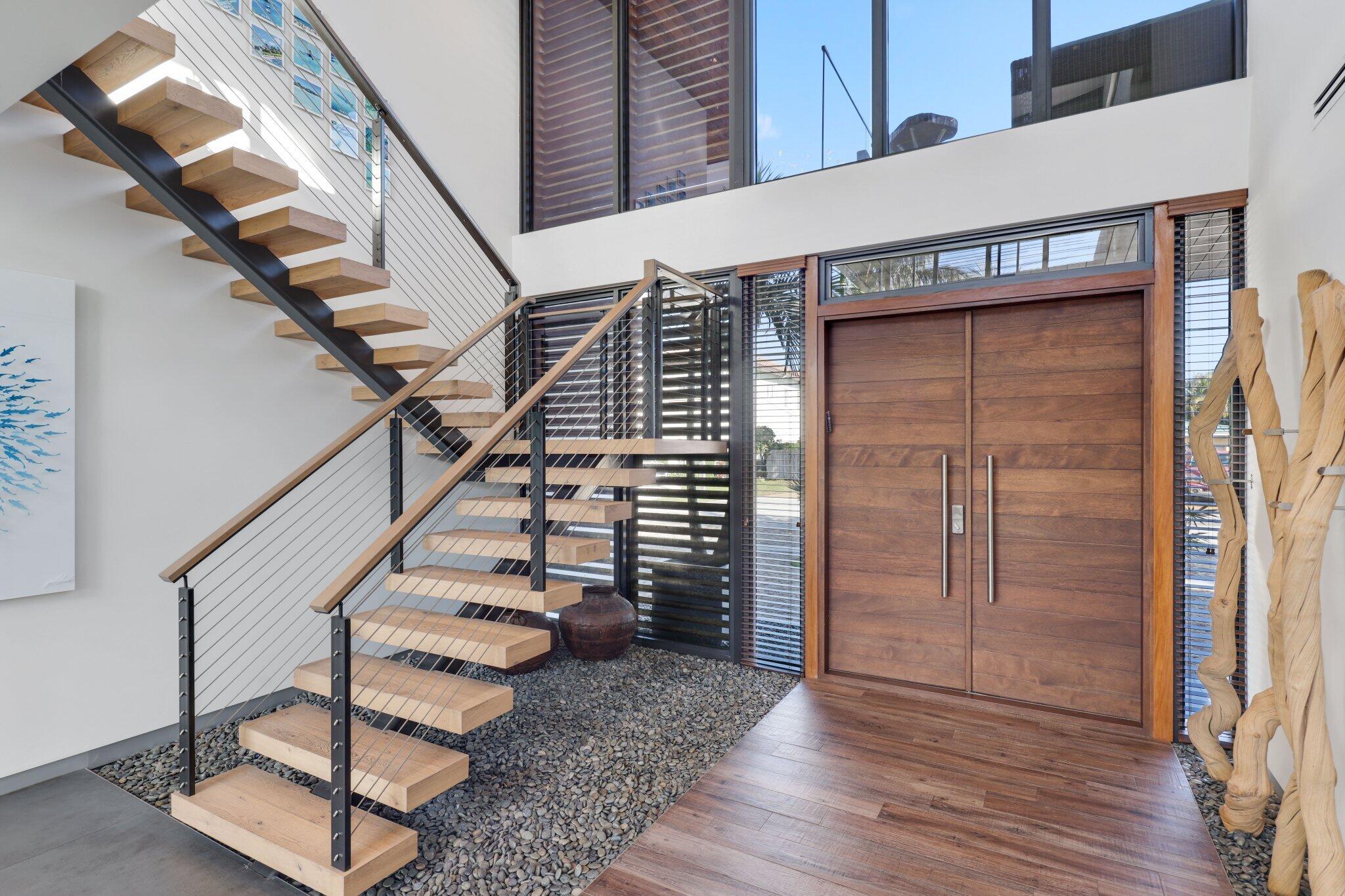 830 Northeast 71st Street Boca Raton, FL 33487 - Photo 6 of 74 Entryway