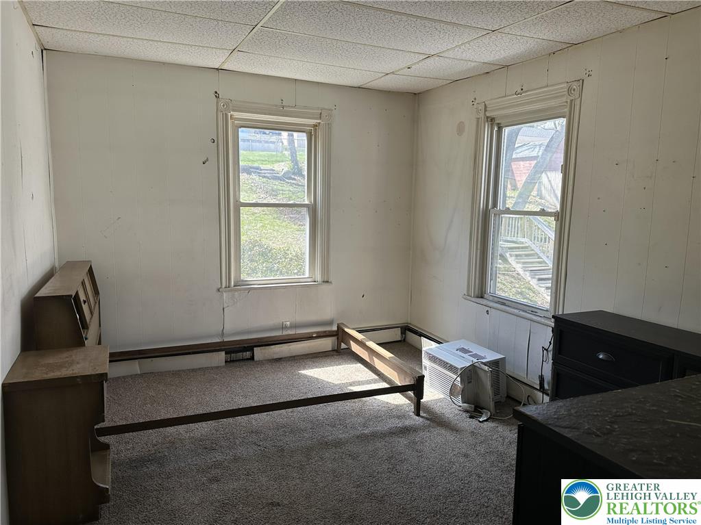 214 South Walnut Street Slatington, PA 18080 - Photo 10 of 19 a living room with furniture