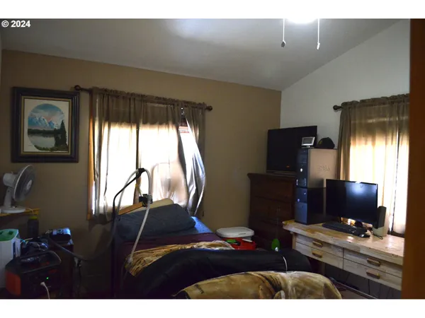 $478,900 | 132860 Hwy 97 Crescent, Crescent, OR 97733