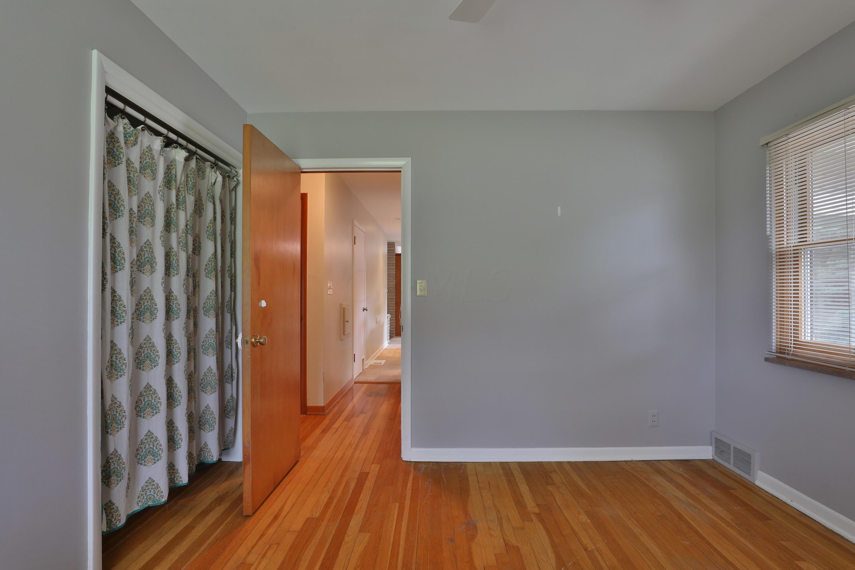 5925 Sinclair Road Columbus, OH 43229 - Photo 33 of 60 5925-Sinclair-31