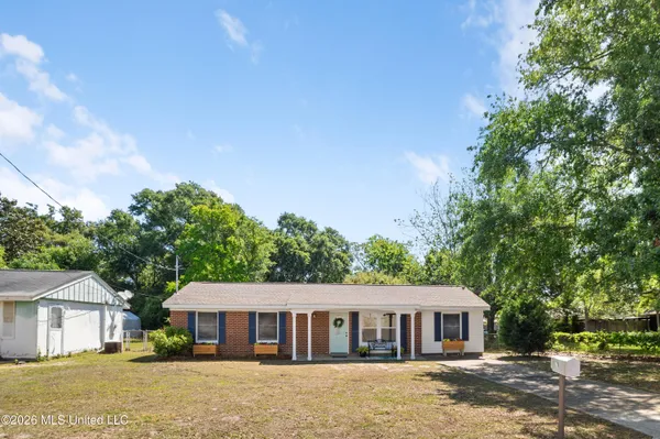 $240,000 | 218 Dogwood Drive, Biloxi, MS 39531