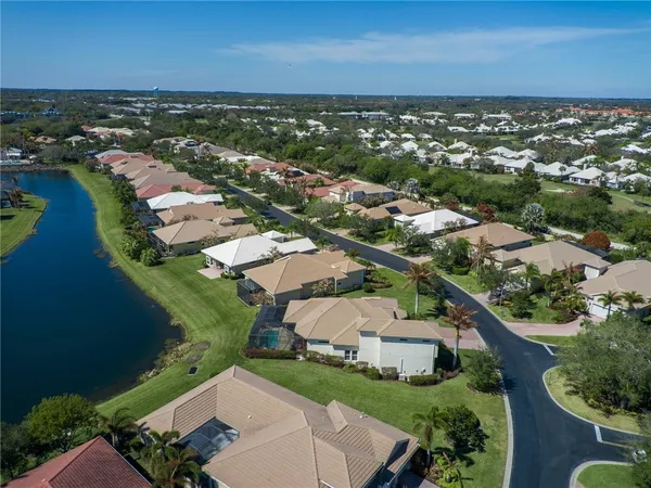$1,125,000 | 1070 River Wind Circle, Vero Beach, FL 32967