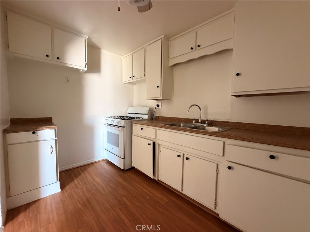 36528 Irwin Road, Unit B Barstow, CA 92311 - Photo 6 of 13 Gallery Image 6