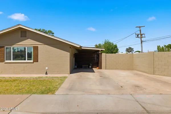 $450,000 | 962 East 8th Place, Mesa, AZ 85203