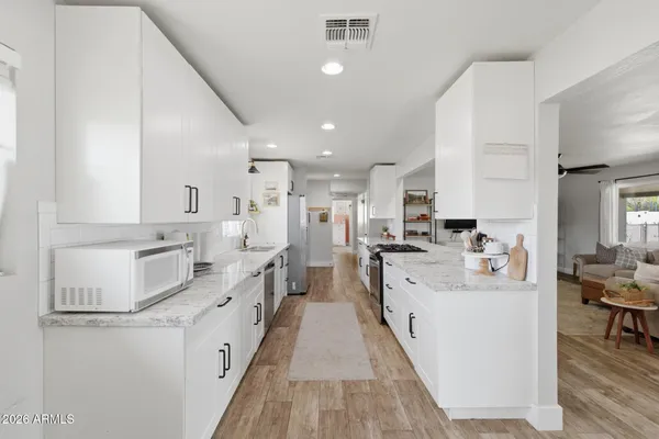 $450,000 | 962 East 8th Place, Mesa, AZ 85203