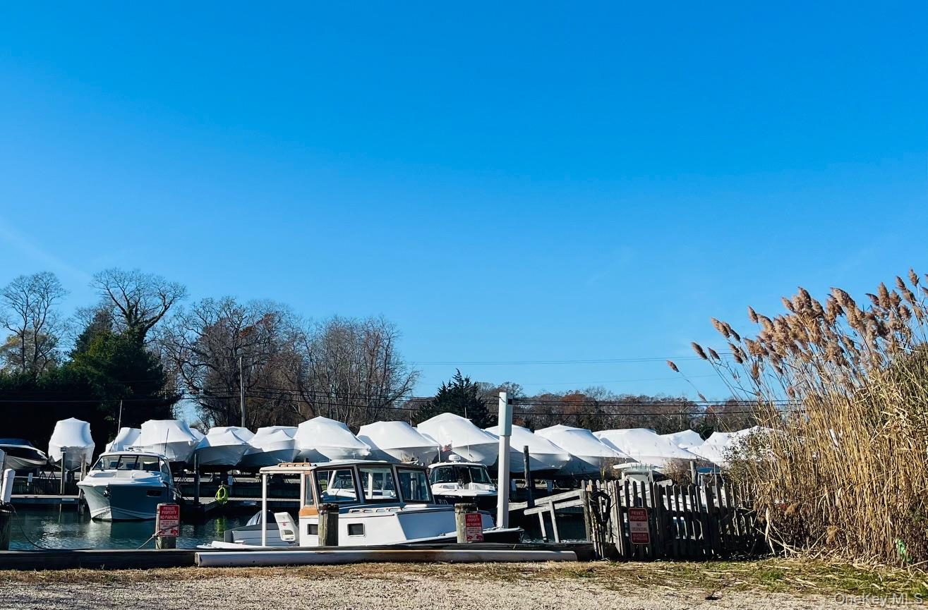 6 Shore Road Southampton, NY 11968 - Photo 9 of 15 Marina near Conscience Point