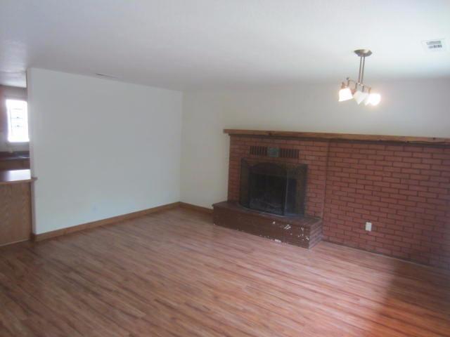 430 Crestview Loop Grants Pass, OR 97527 - Photo 2 of 19 Additional Photo