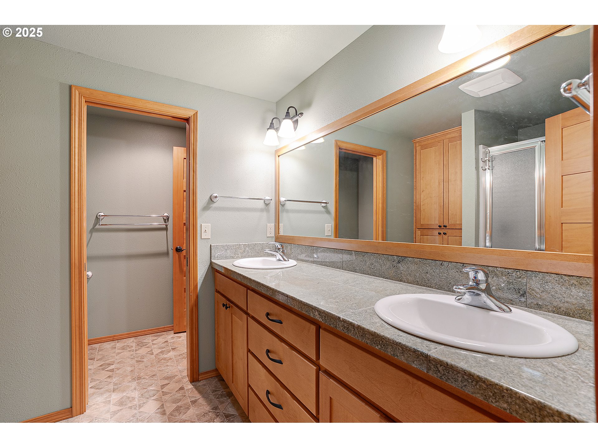 30950 Southwest Willamette Way Wilsonville, OR 97070 - Photo 29 of 47 Bedroom