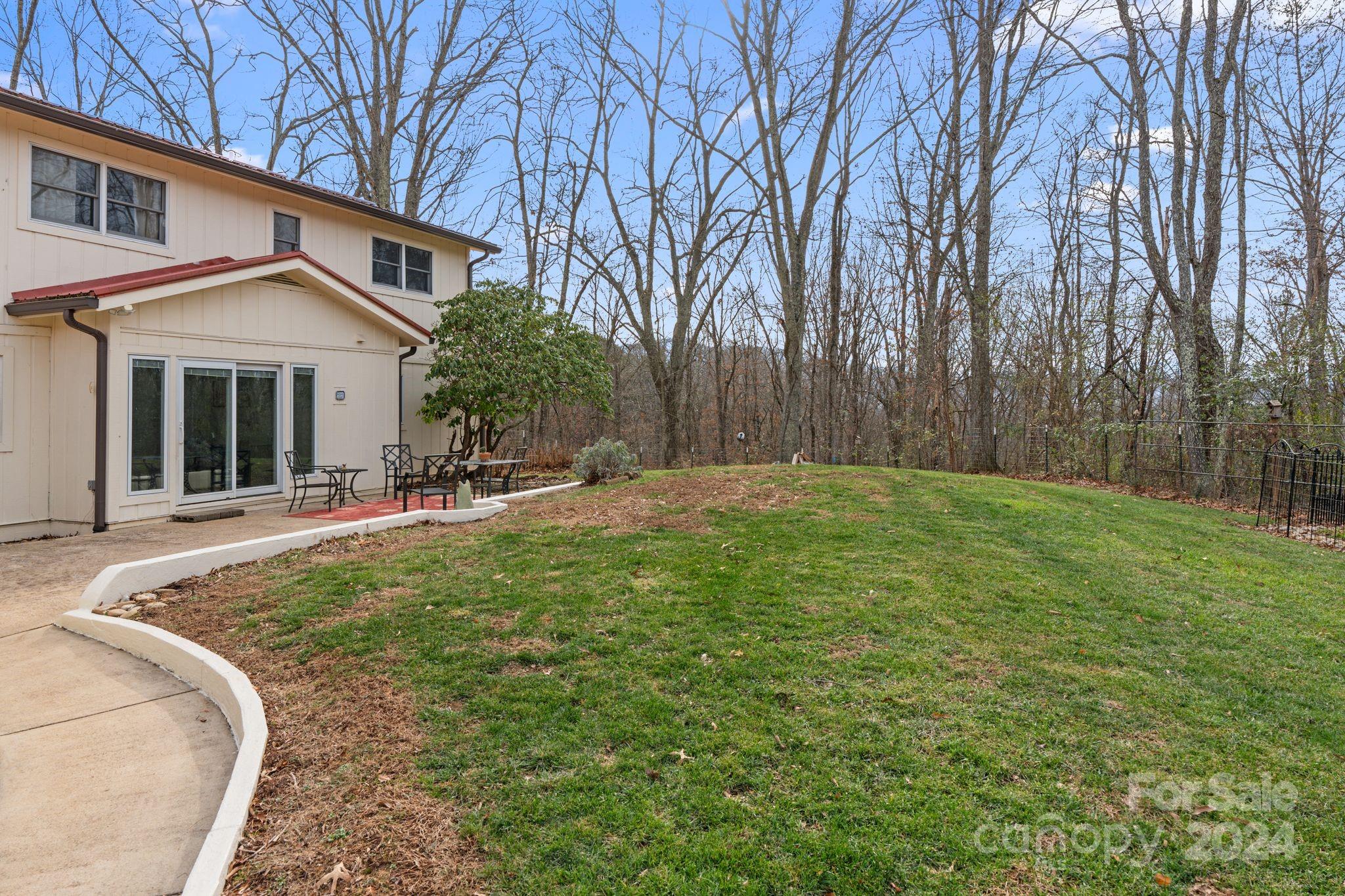 511 Nellie John Drive Clyde, NC 28721 - Photo 36 of 44