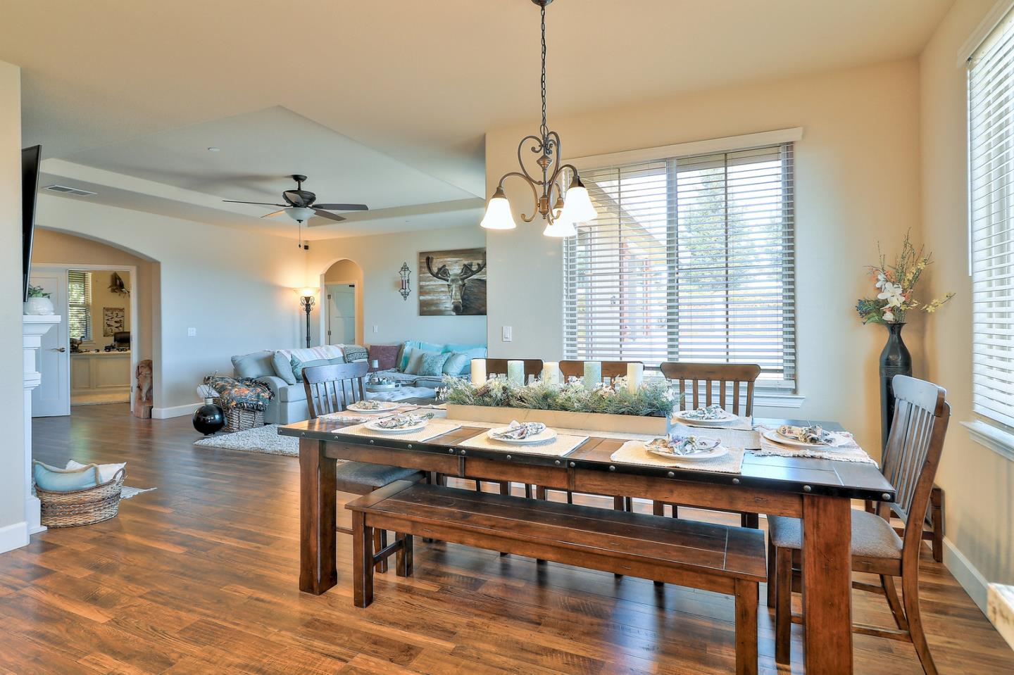 5702 Mesa Road Gilroy, CA 95020 - Photo 11 of 29 Gallery Image 11