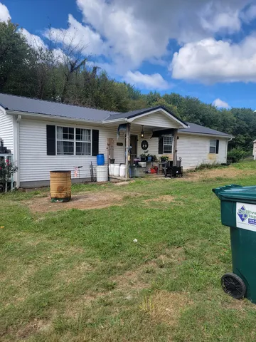 $205,000 | 211 Church Street, Spencer, TN 38585