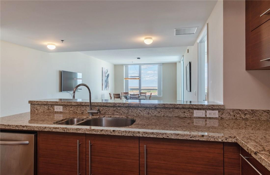 2681 North Flamingo Road, Unit 1908S Sunrise, FL 33323 - Photo 6 of 54 Photo 6