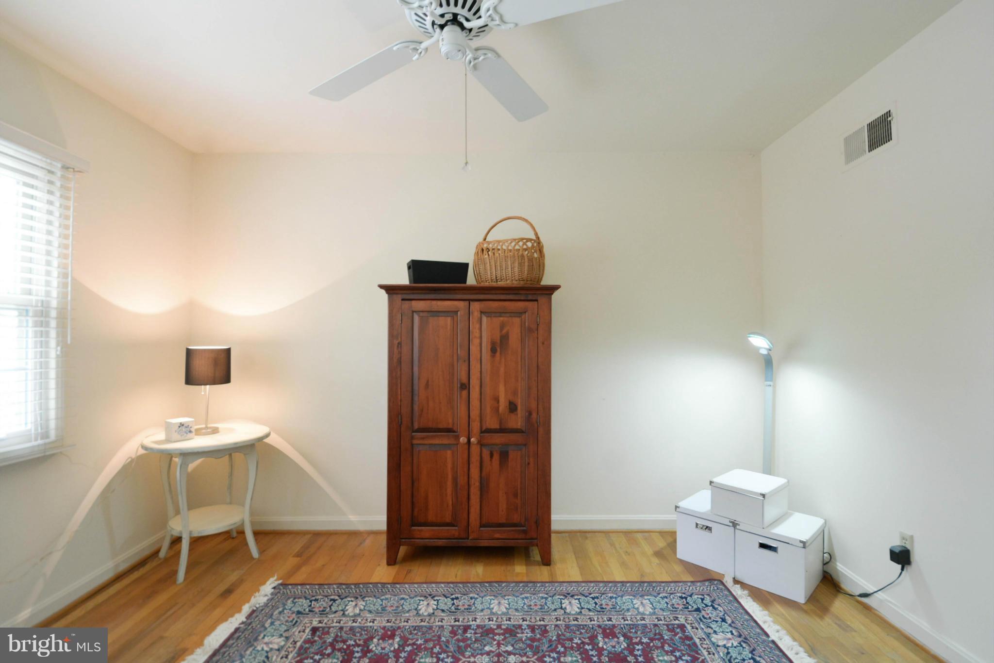 8402 Willow Forge Road Springfield, VA 22152 - Photo 22 of 30 Bedroom 4 - Gorgeous!