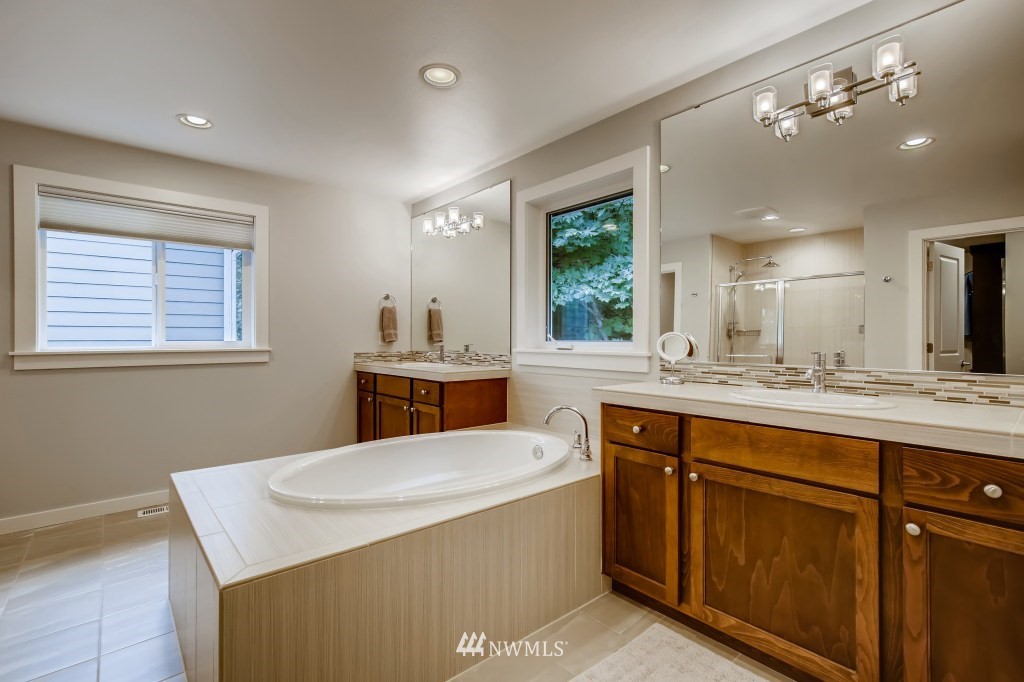 21915 37th Avenue Southeast Bothell, WA 98021 - Photo 24 of 38 Gallery Image 24