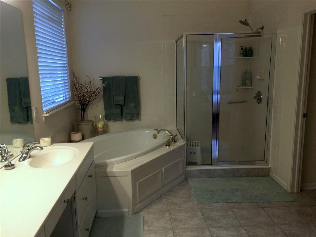 9110 Prairie Ridge Court Indianapolis, IN 46256 - Photo 11 of 24 Gallery Image 11