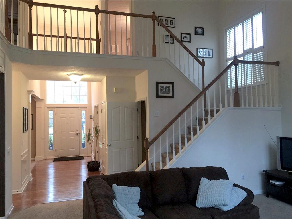 9110 Prairie Ridge Court Indianapolis, IN 46256 - Photo 3 of 24 Gallery Image 3