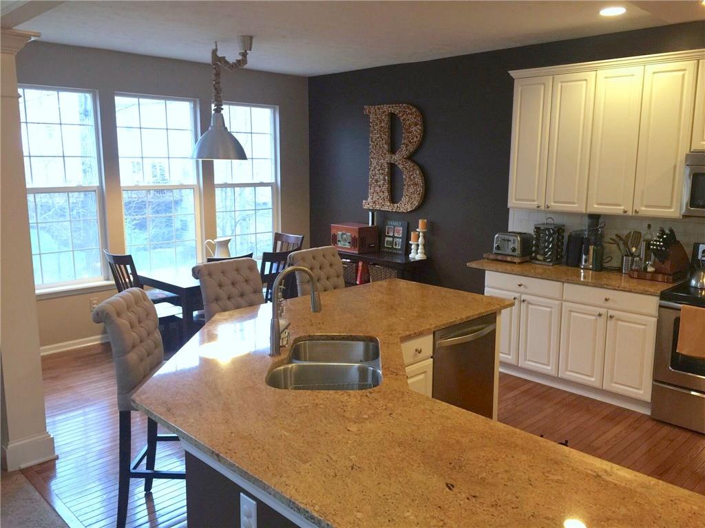 9110 Prairie Ridge Court Indianapolis, IN 46256 - Photo 6 of 24 Gallery Image 6