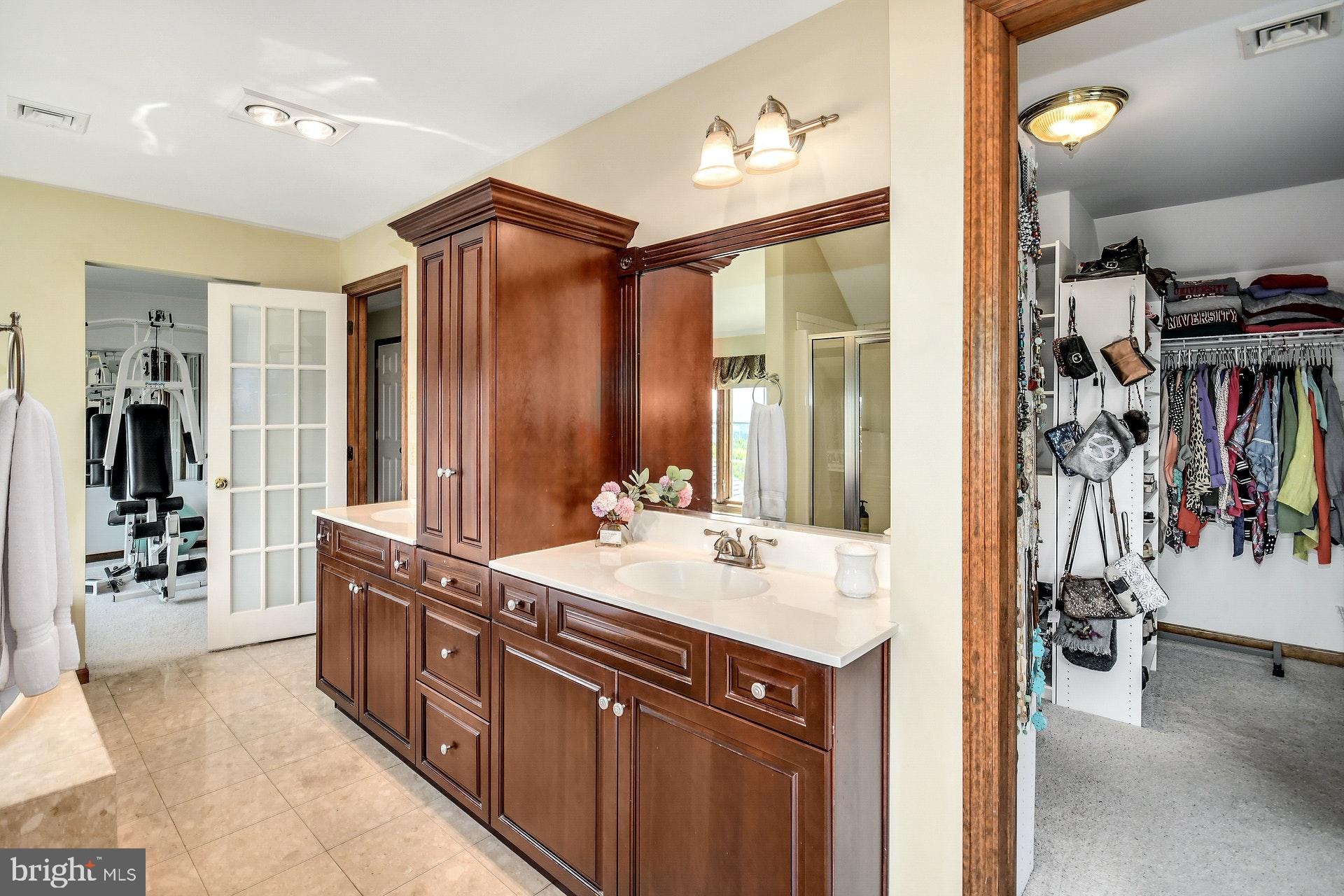 6634 Overlook Road Orefield, PA 18069 - Photo 29 of 53 Gallery Image 29