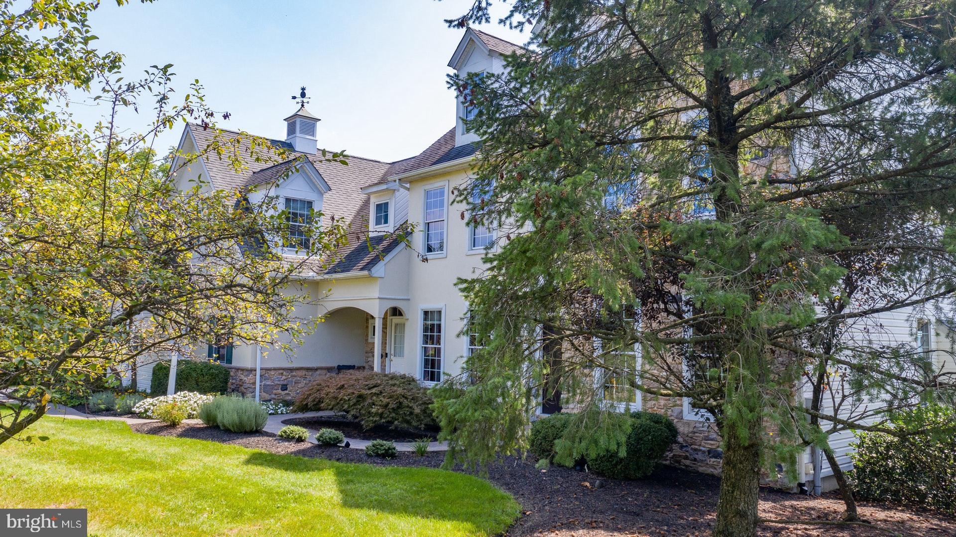 6634 Overlook Road Orefield, PA 18069 - Photo 4 of 53 Gallery Image 4