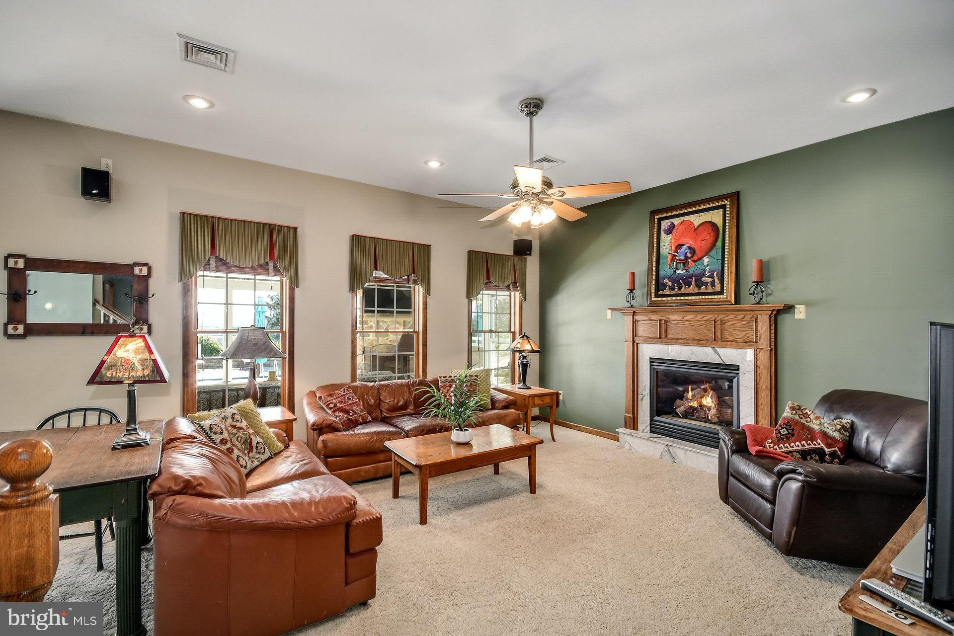 6634 Overlook Road Orefield, PA 18069 - Photo 36 of 53 Gallery Image 36